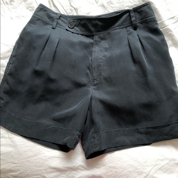 NWT- Marc by Marc Jacobs Silk Shorts - 6 - Picture 5 of 7